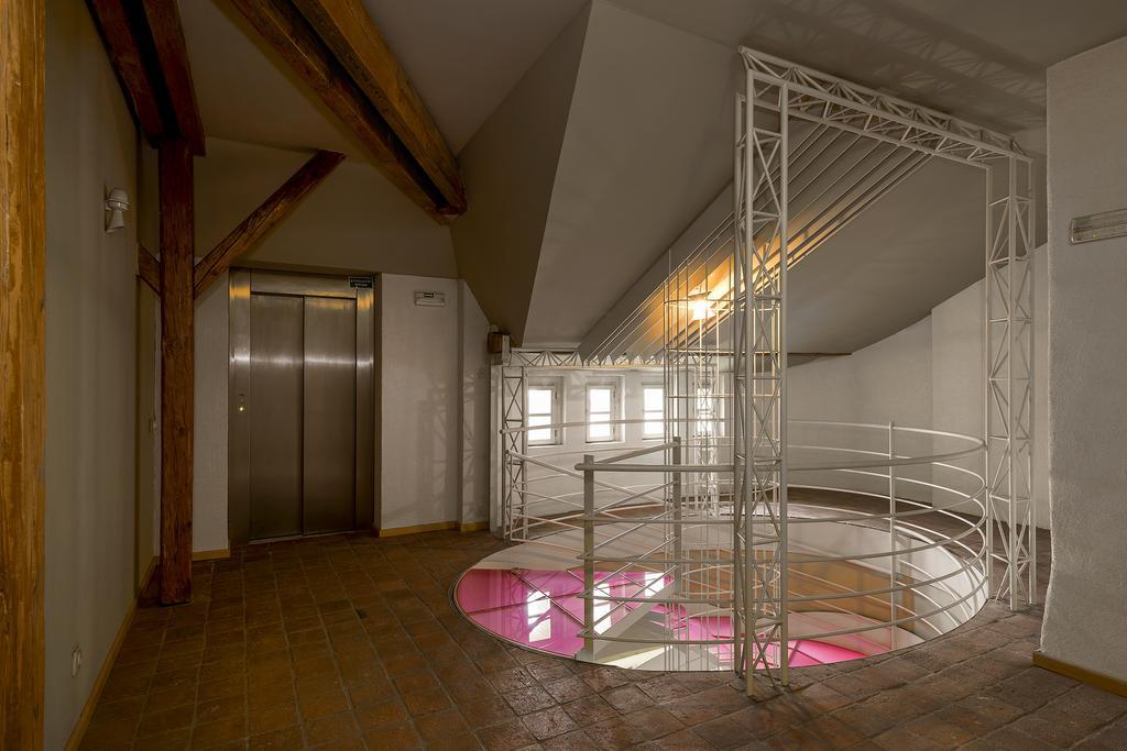 Hotel Okresni Dum Hradec Kralove Ngoại thất bức ảnh