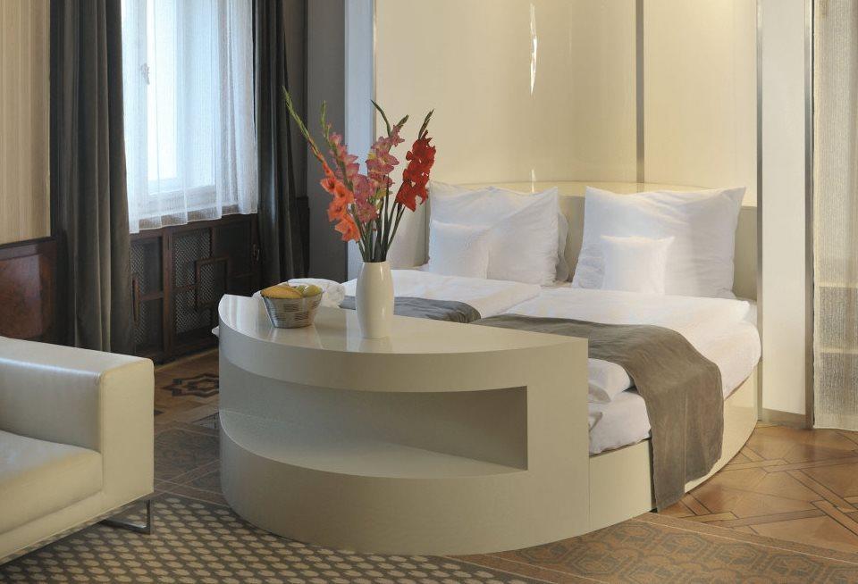 Hotel Okresni Dum Hradec Kralove Phòng bức ảnh